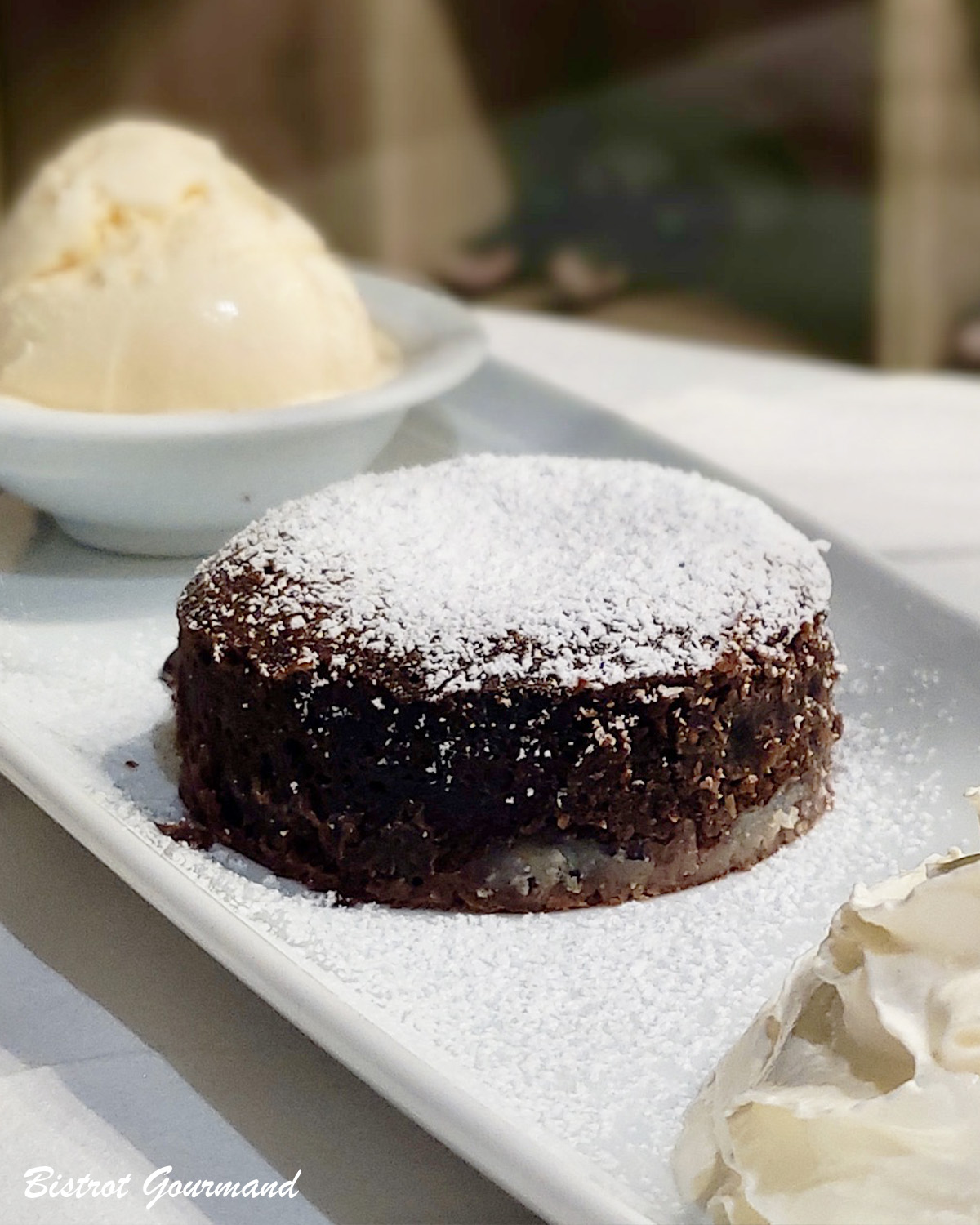 Fondant au chocolat et glace vanille